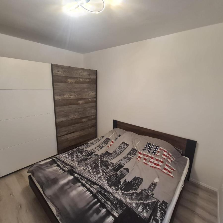 Verebes Apartman Gyor Exterior photo